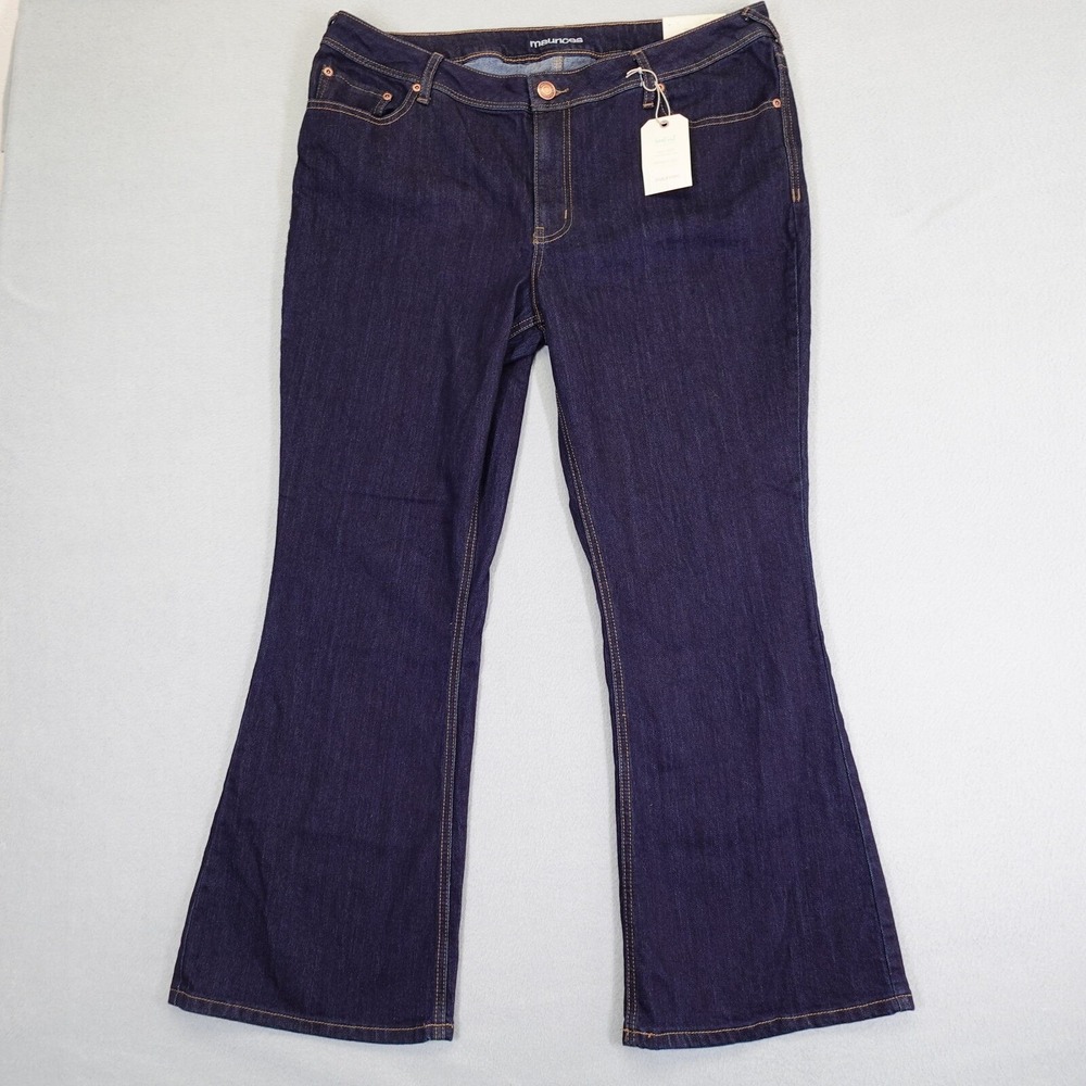 Maurices Jeans Womens 20W Short Blue Boot Cut Denim Flex Mid Rise Casual Classic